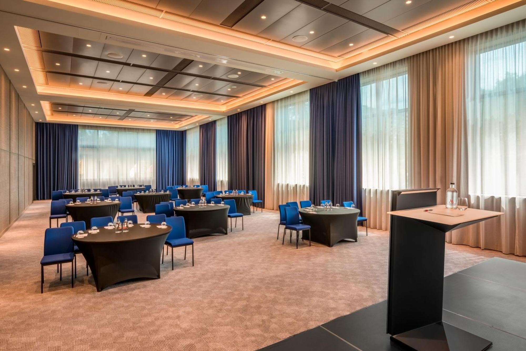 Geneva Marriott Hotel Мейрин Екстериор снимка