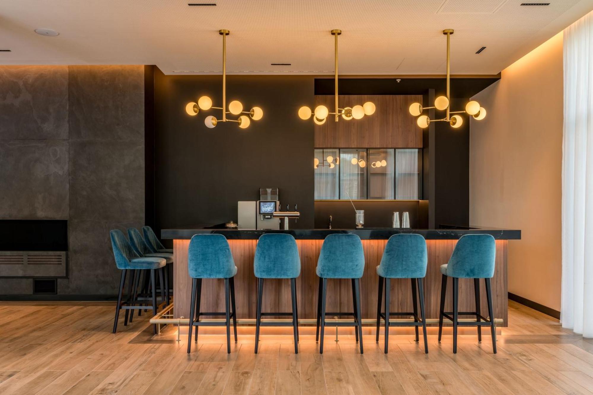 Geneva Marriott Hotel Мейрин Екстериор снимка