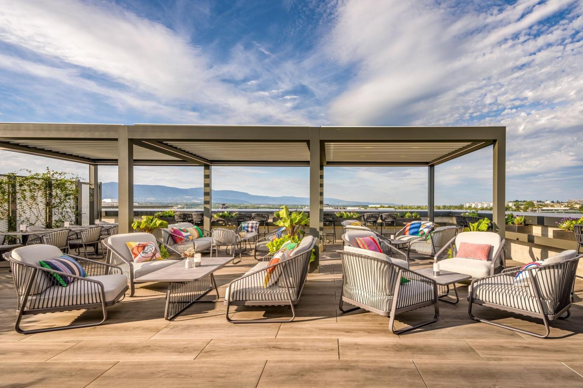 Geneva Marriott Hotel Мейрин Екстериор снимка