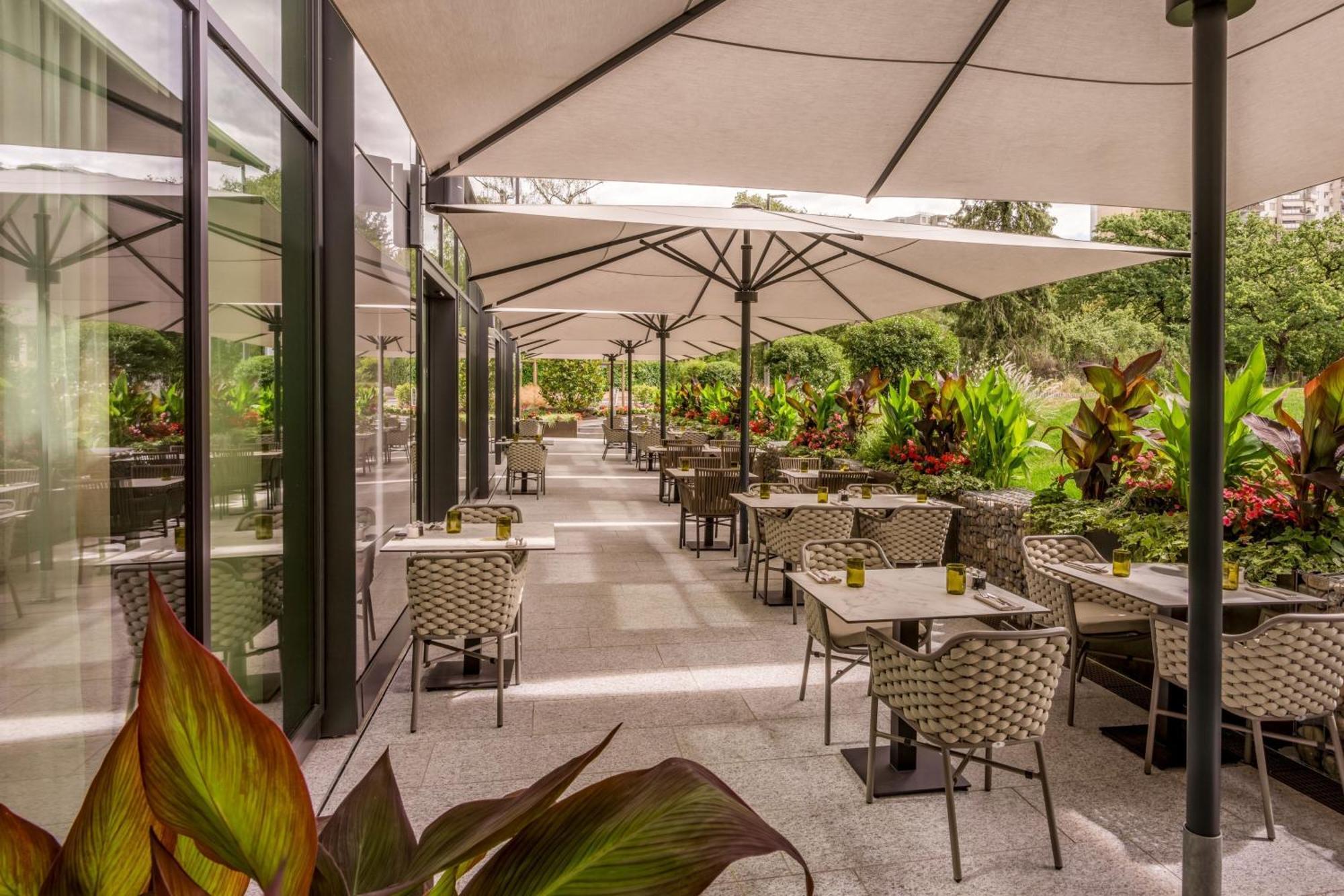 Geneva Marriott Hotel Мейрин Екстериор снимка